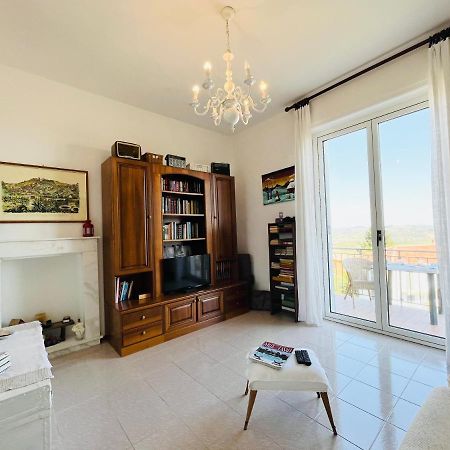 Casa Vacanze Con Vista Panoramica Frassinello Εξωτερικό φωτογραφία